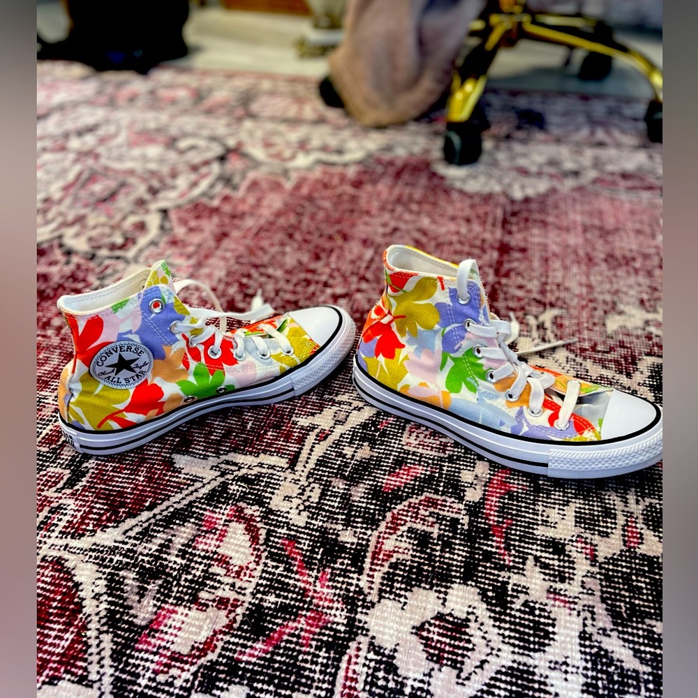 Worn once Converse High Top